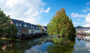 Отель Huis Ten Bosch Forest Villa  Сасебо